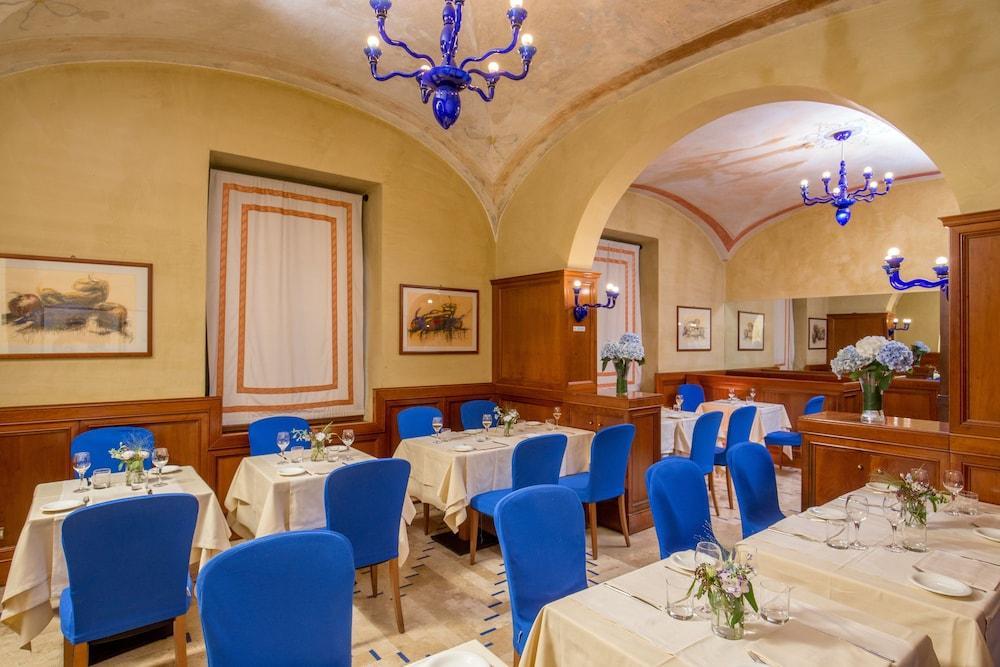 Una Hotels Empire Roma Luaran gambar