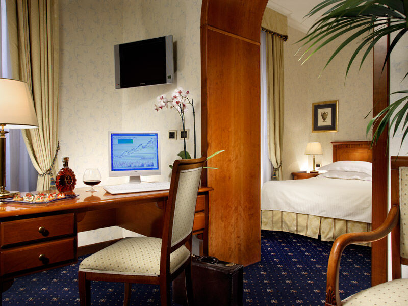 Una Hotels Empire Roma Luaran gambar