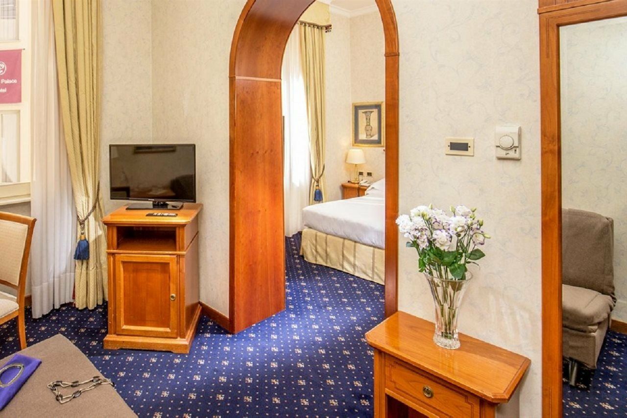 Una Hotels Empire Roma Luaran gambar
